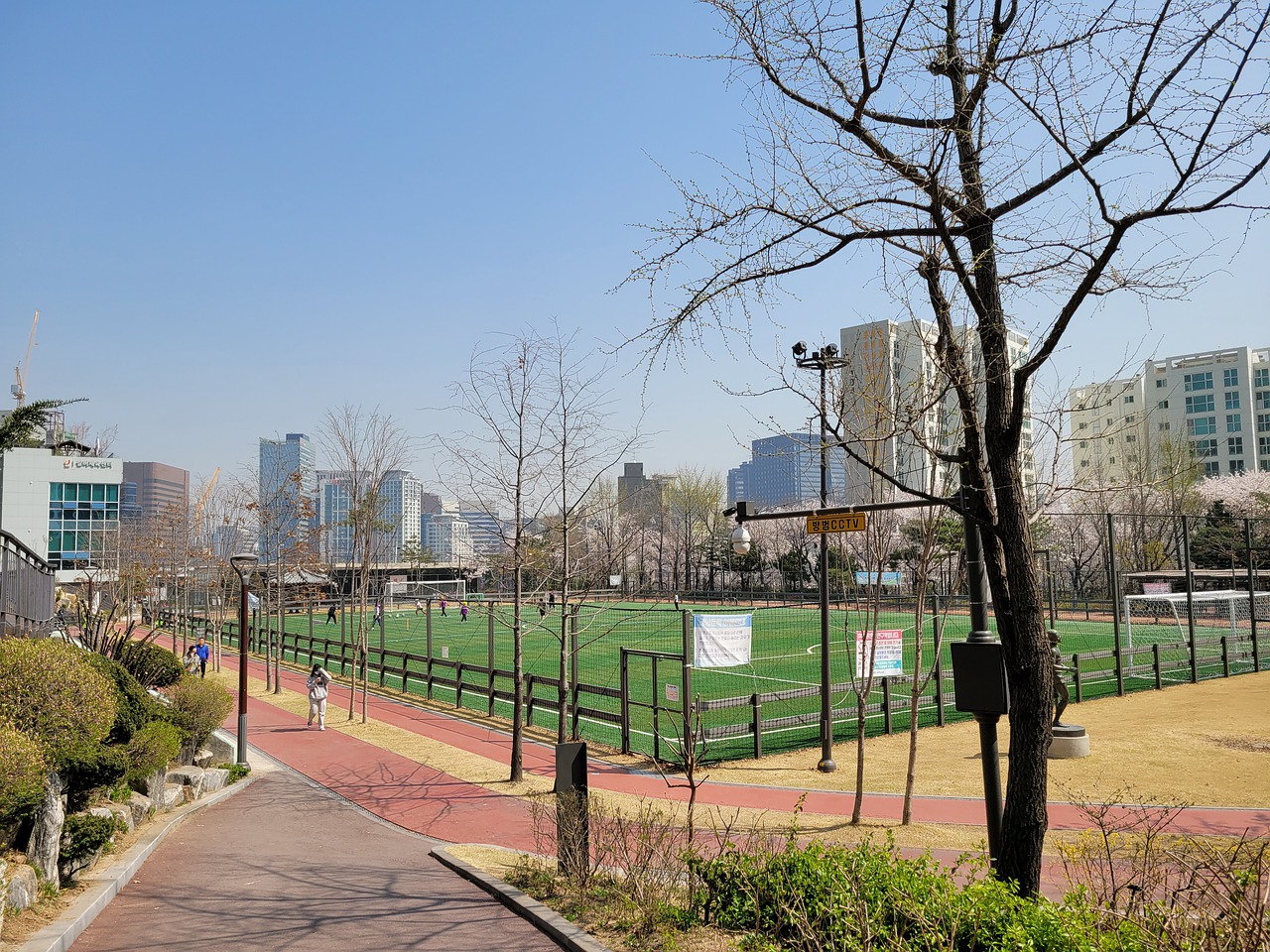 的许多方面 的许多方面